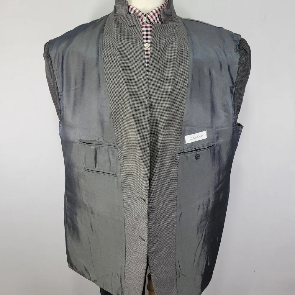 Calvin Klein Men's Sport Coat‎ Blazer Two Button Gray Checked Wool 52R